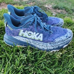 Hoka Speedgoat